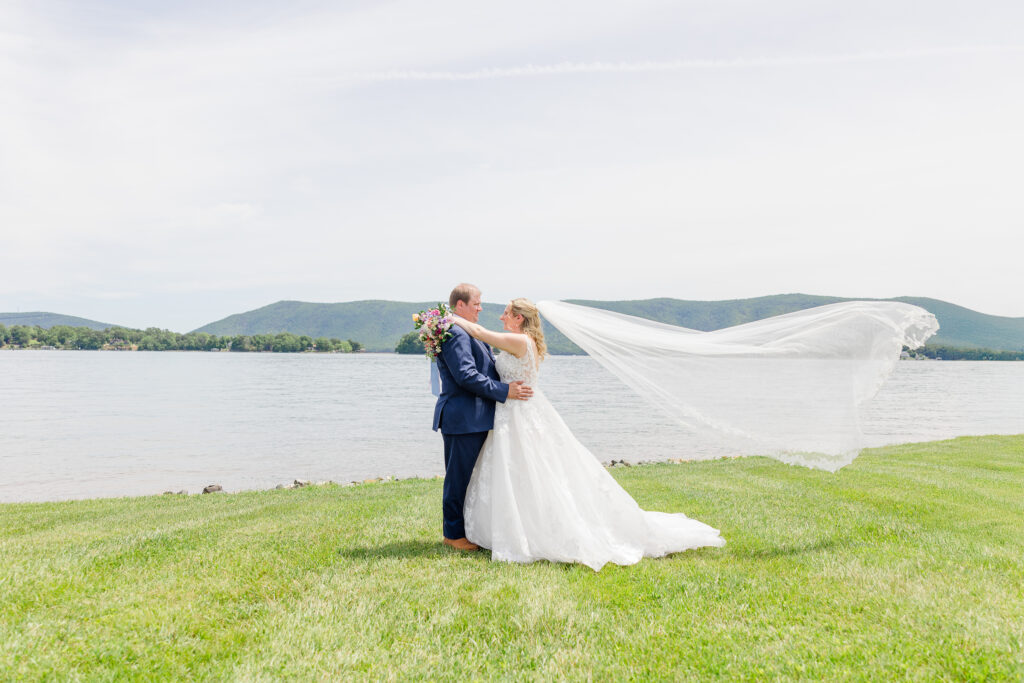 Bernards Landing Wedding Smith Mountain Lake