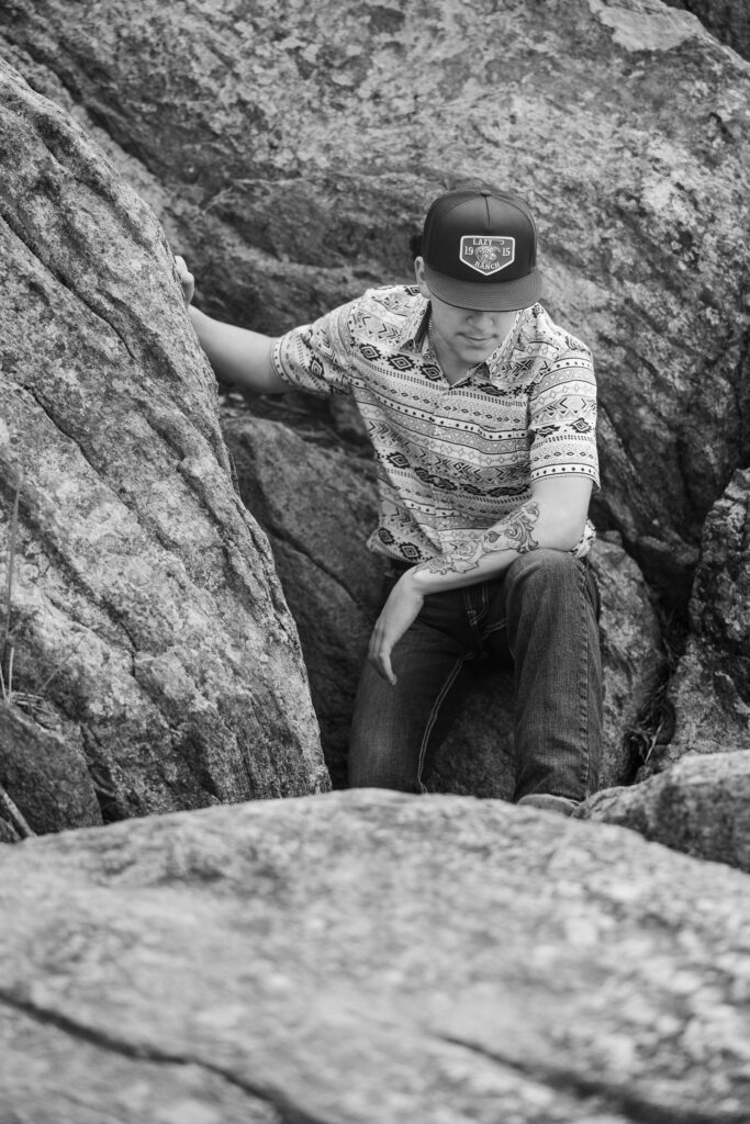 Shenandoah National Park senior photography session with mountain backdrop