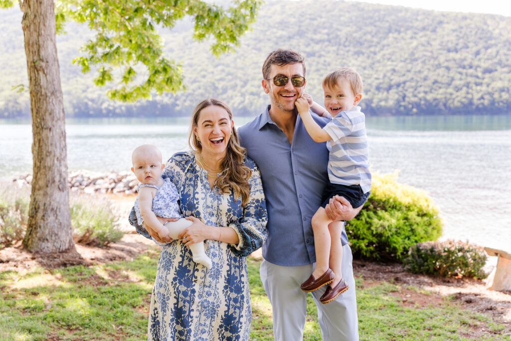 Smith Mountain Lake family photographer