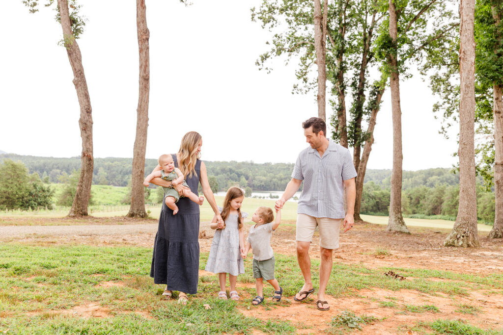 Smith Mountain Lake Family Photographer
