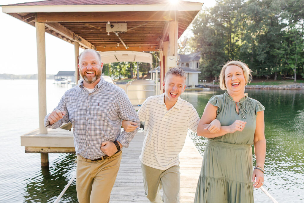 Smith Mountain Lake Family Photographer

